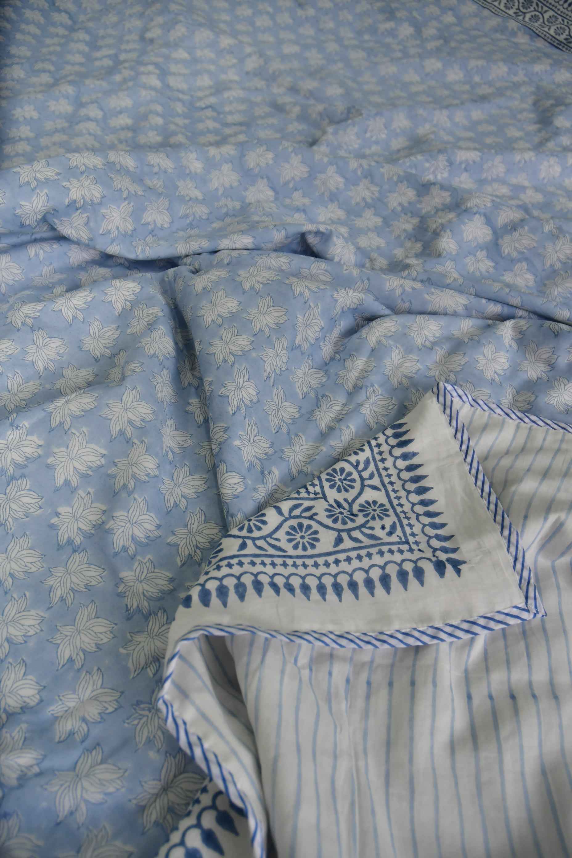 Premium Soft Blue Water Lily Dohar : Premium Comfort