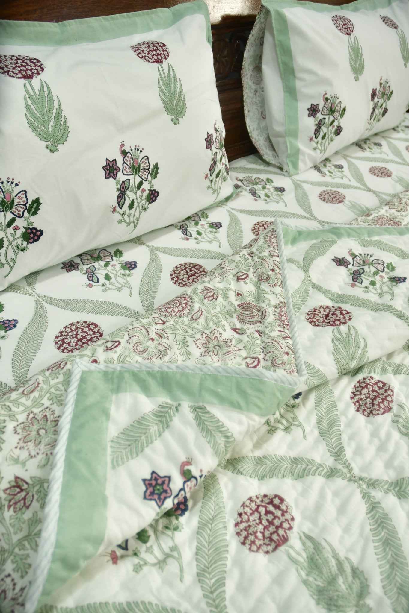 Butterfly & Floral Bedding Set with Quilt
