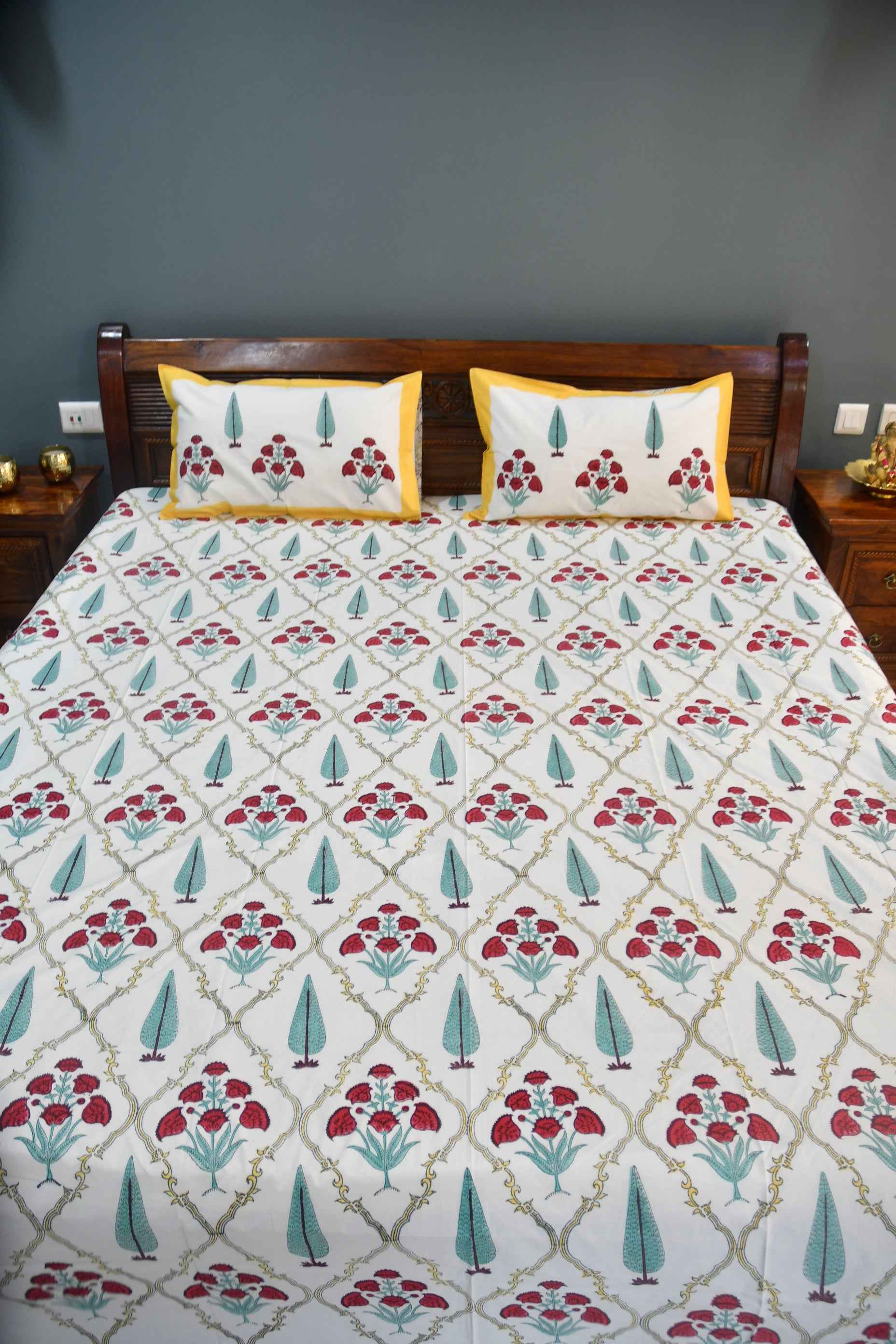 Khushnuma Bedsheet: Jaipur Luxury for Your Bedroom