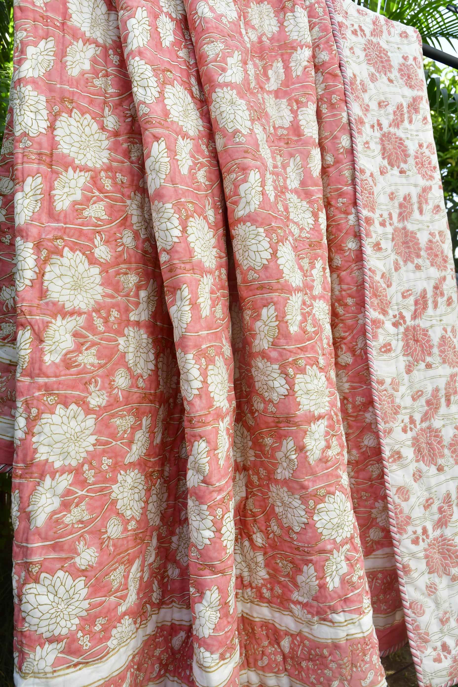 Pink Floral Quilt, Reversible Comfort : Jaipur Elegance
