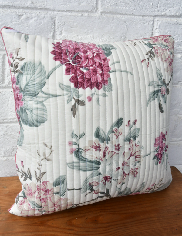 Pink Baag quilted cushion cover