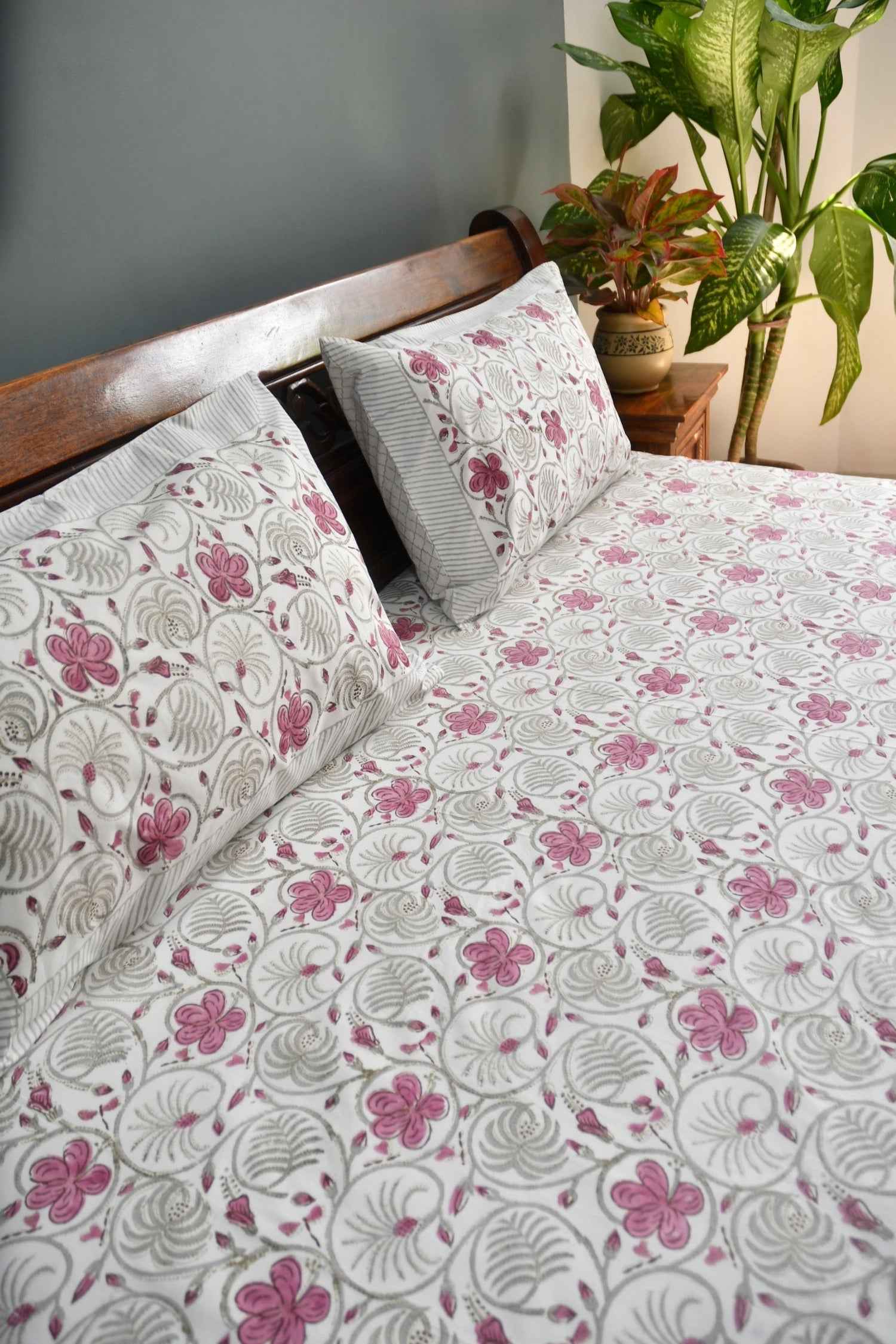 Hibiscus Bloom Bedsheet: Hand-Blocked Paradise