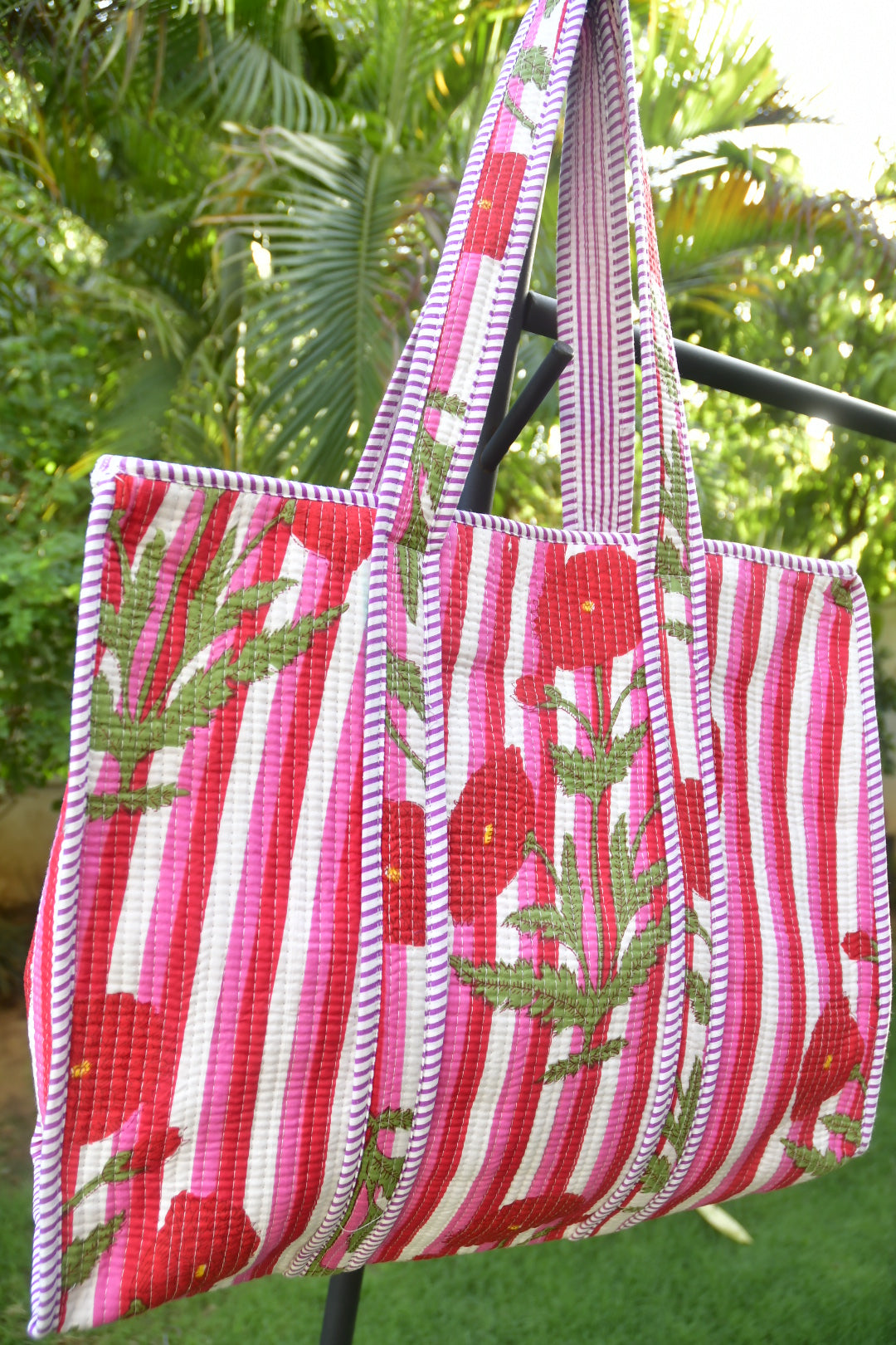 Poppy on stripe zipper tote bag