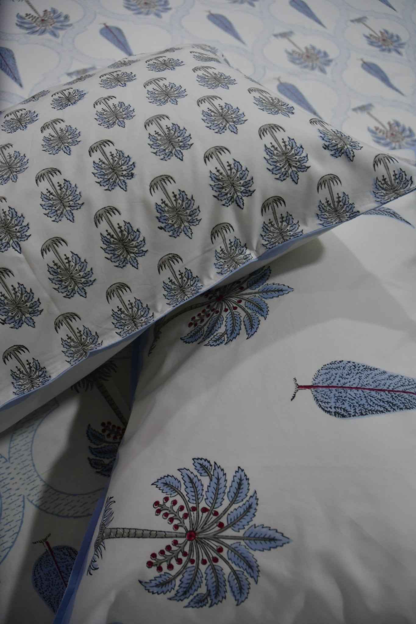 Blue Palm Hand Block Cotton Bedsheet