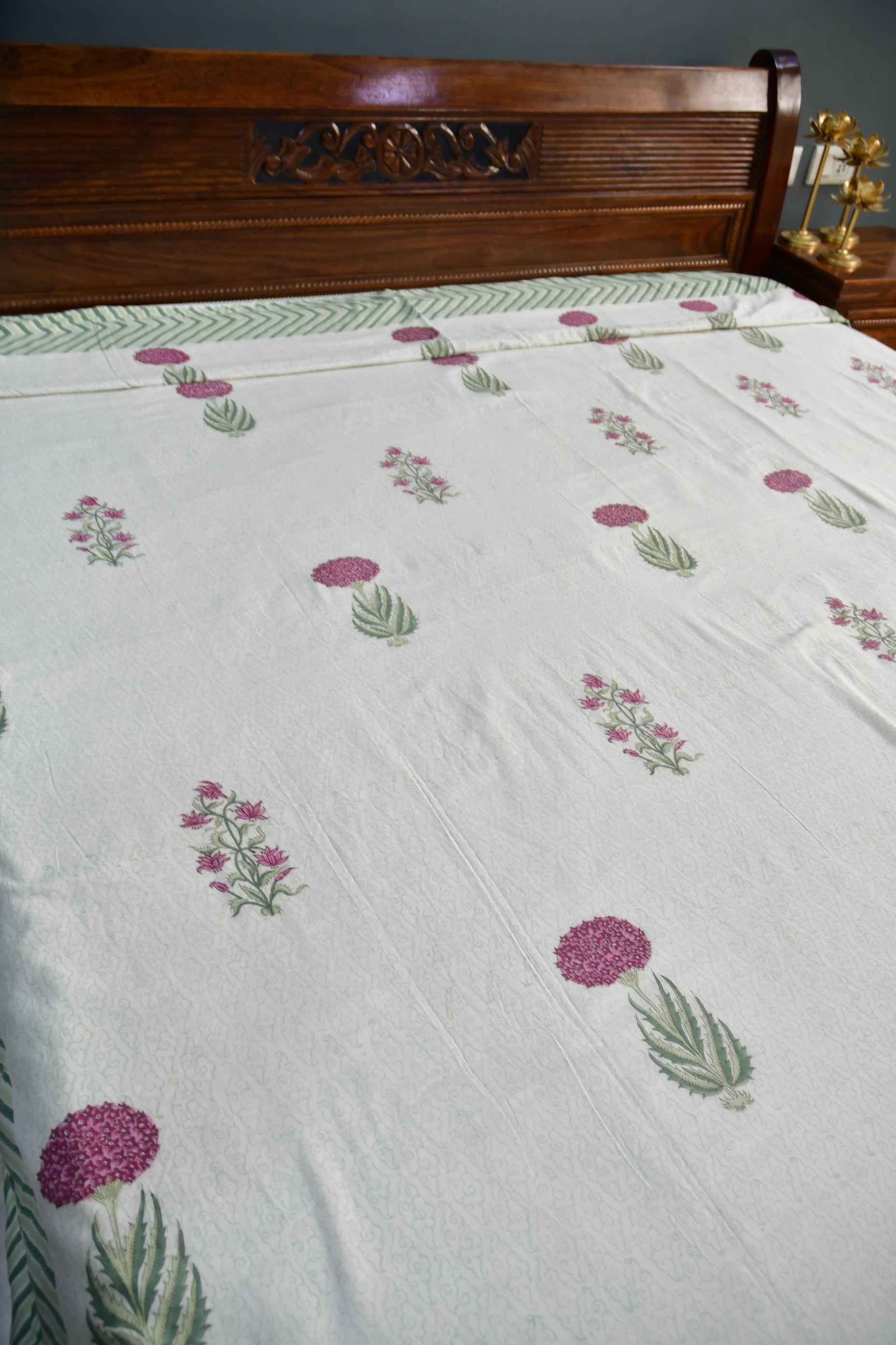 Premium Serene Pink Green Dohar : Indulge in Tranquility