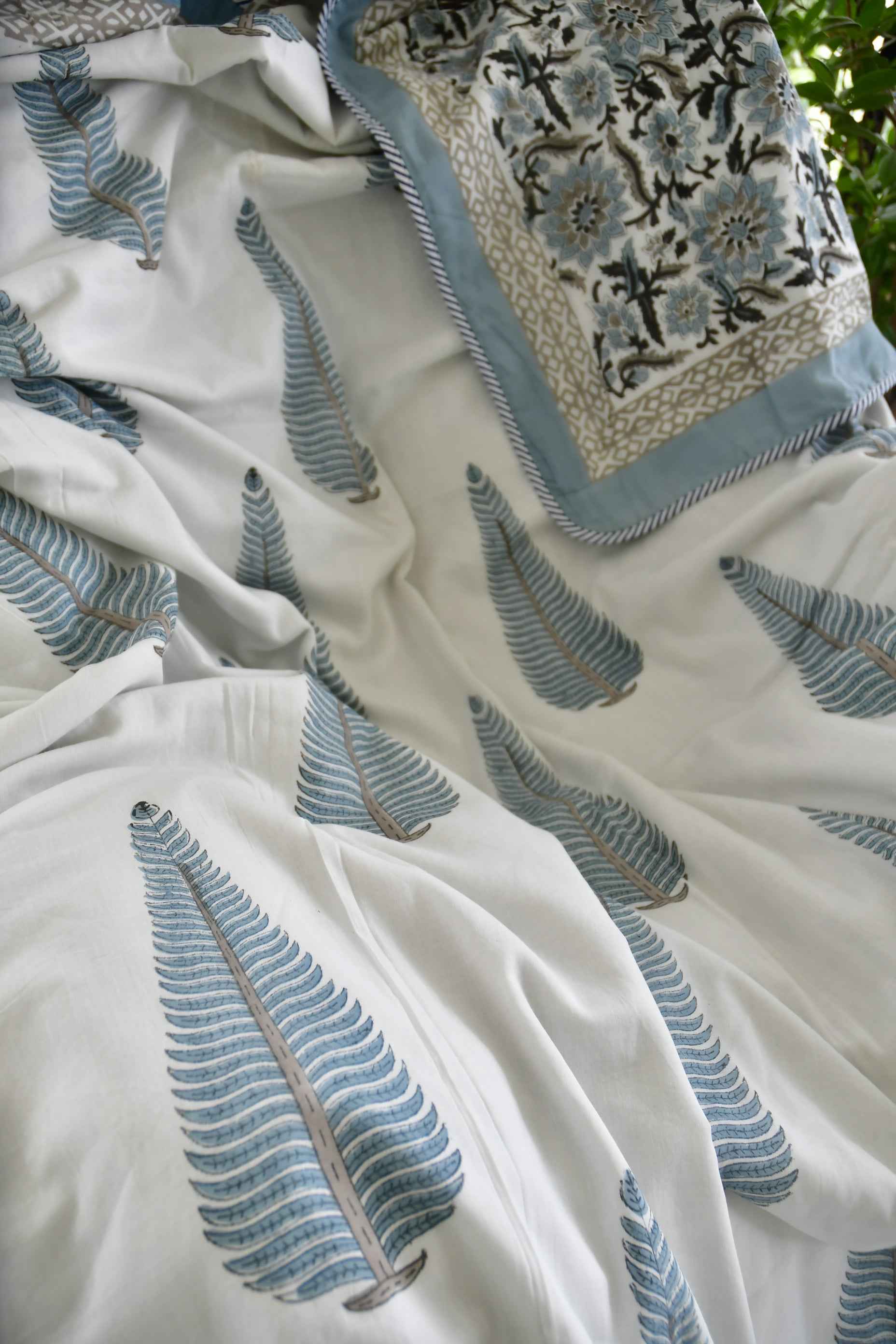 Premium Blue Cypress Dohar for a Luxurious Sleep