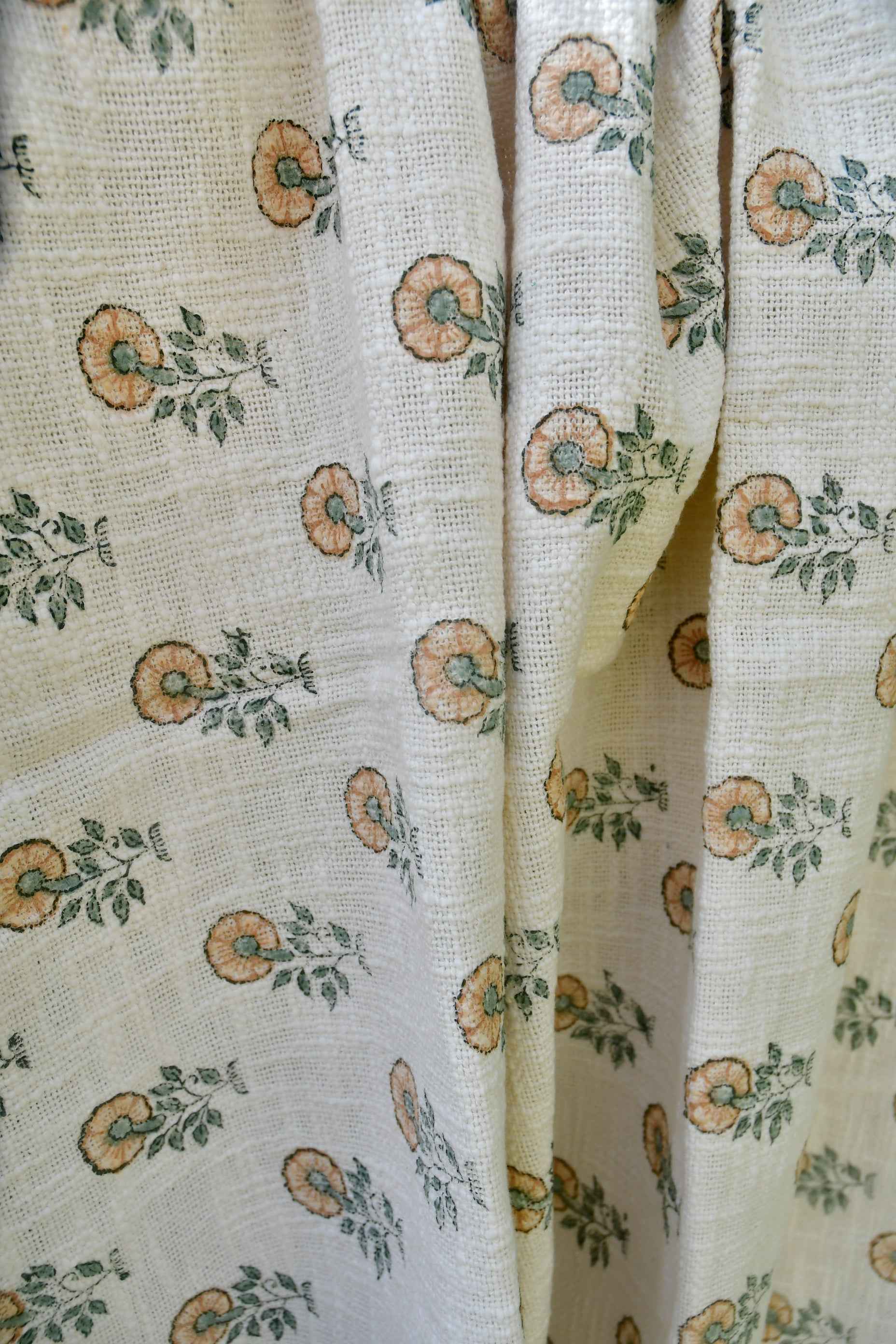 Flower of hope  handcrafted / handblocked Throw