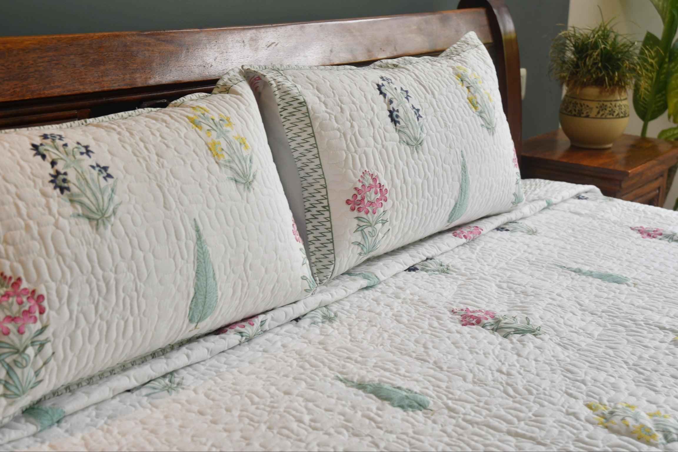 Classic Paanch Buta - Quilted Handblock Bedcover