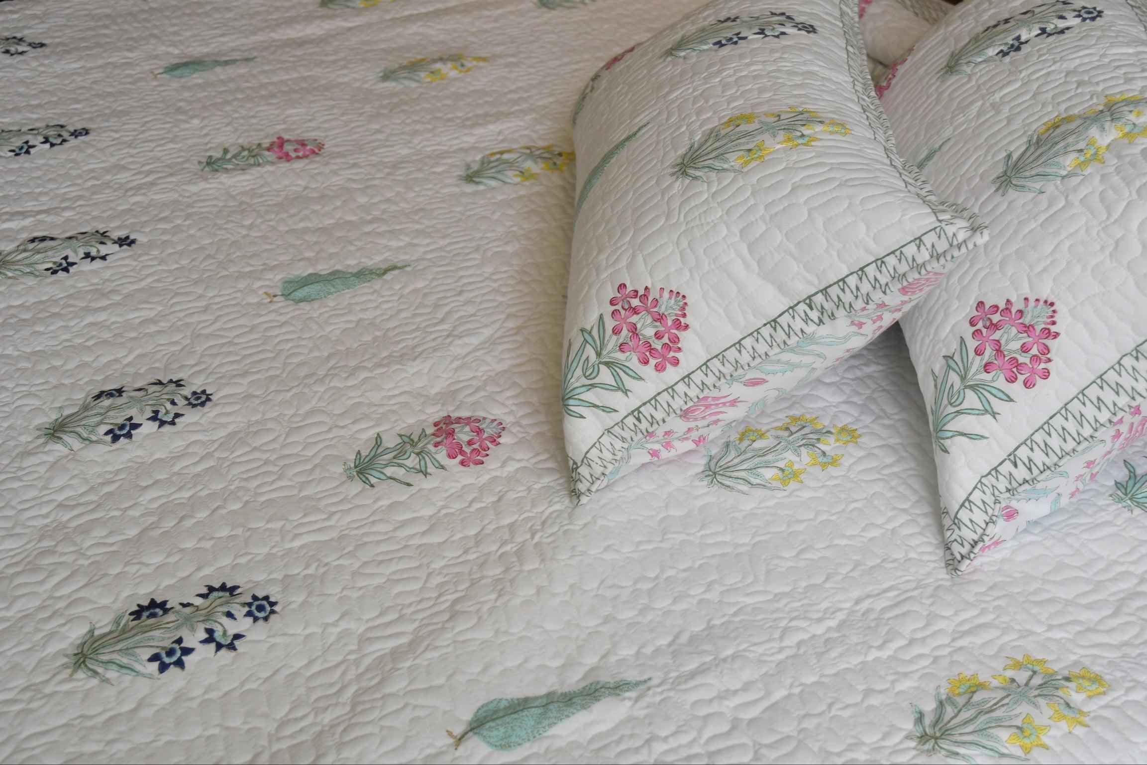 Classic Paanch Buta - Quilted Handblock Bedcover