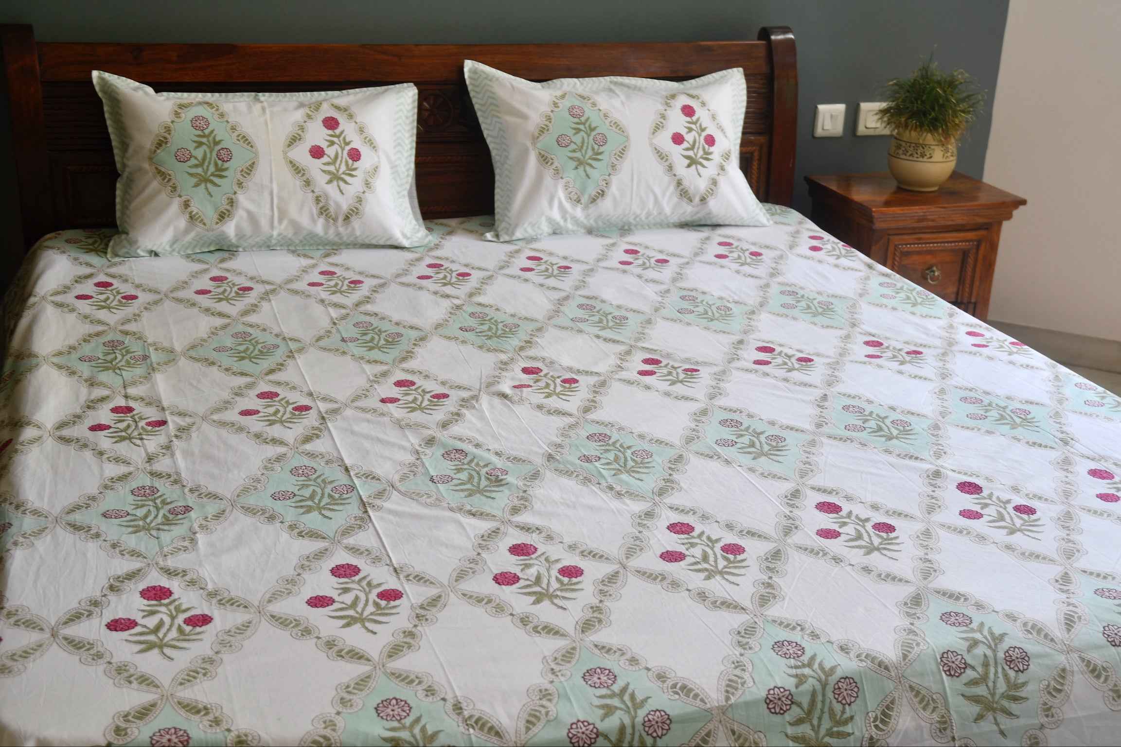 Sugandha jaal Bed sheet - Crafted for Lasting Beauty