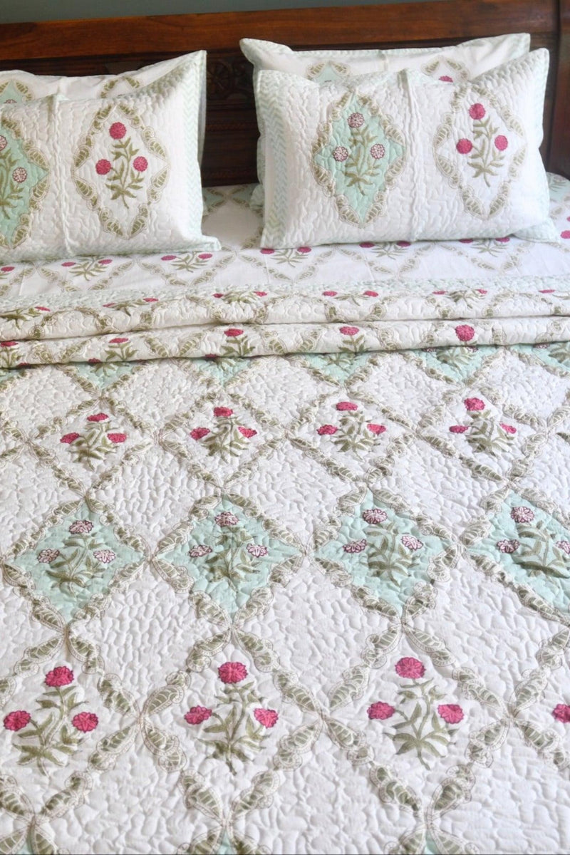 Sugandha Jaal Quilted bedcover Hand block