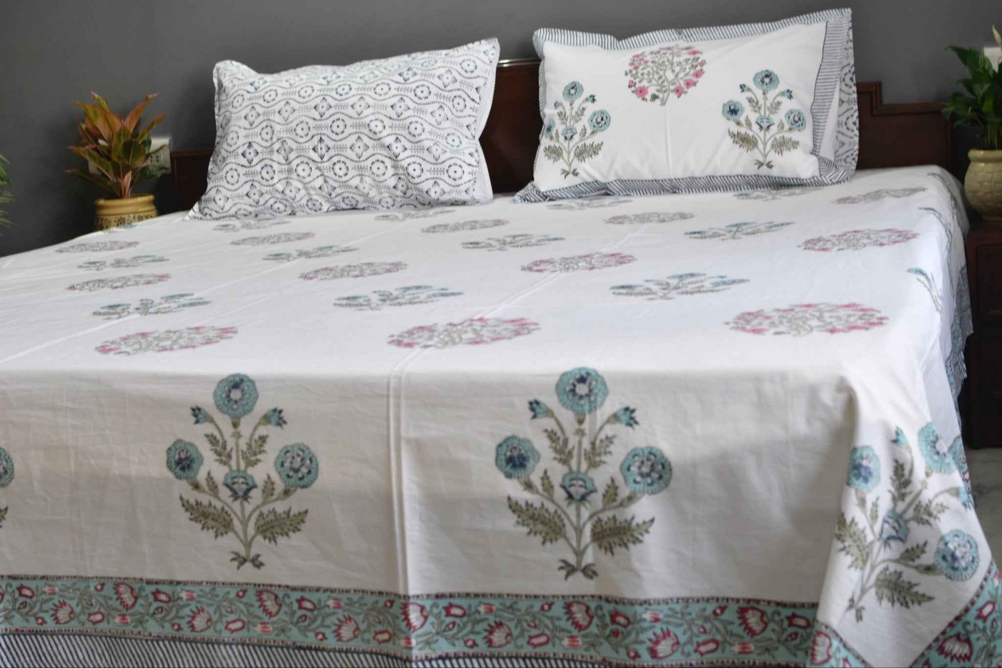 Utsav Handblock Bedsheet : High-Quality Comfort