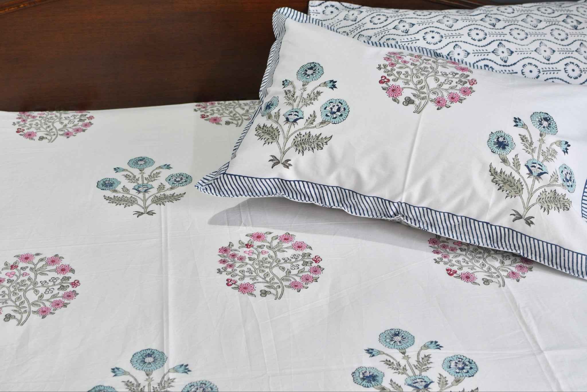 Utsav Handblock Bedsheet : High-Quality Comfort