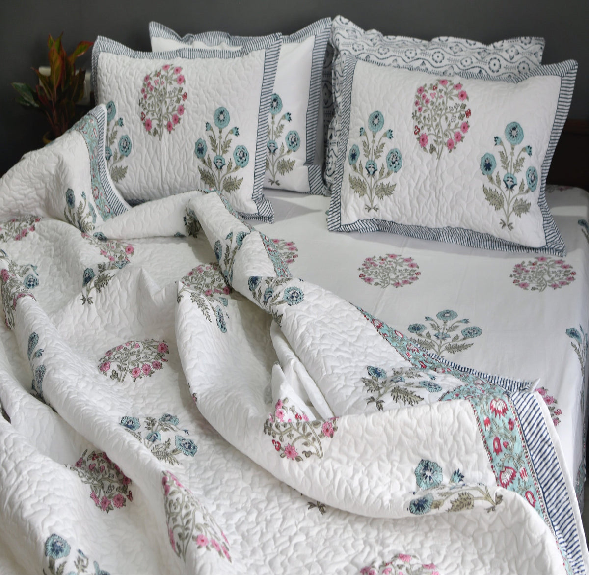 Utsav bedding set