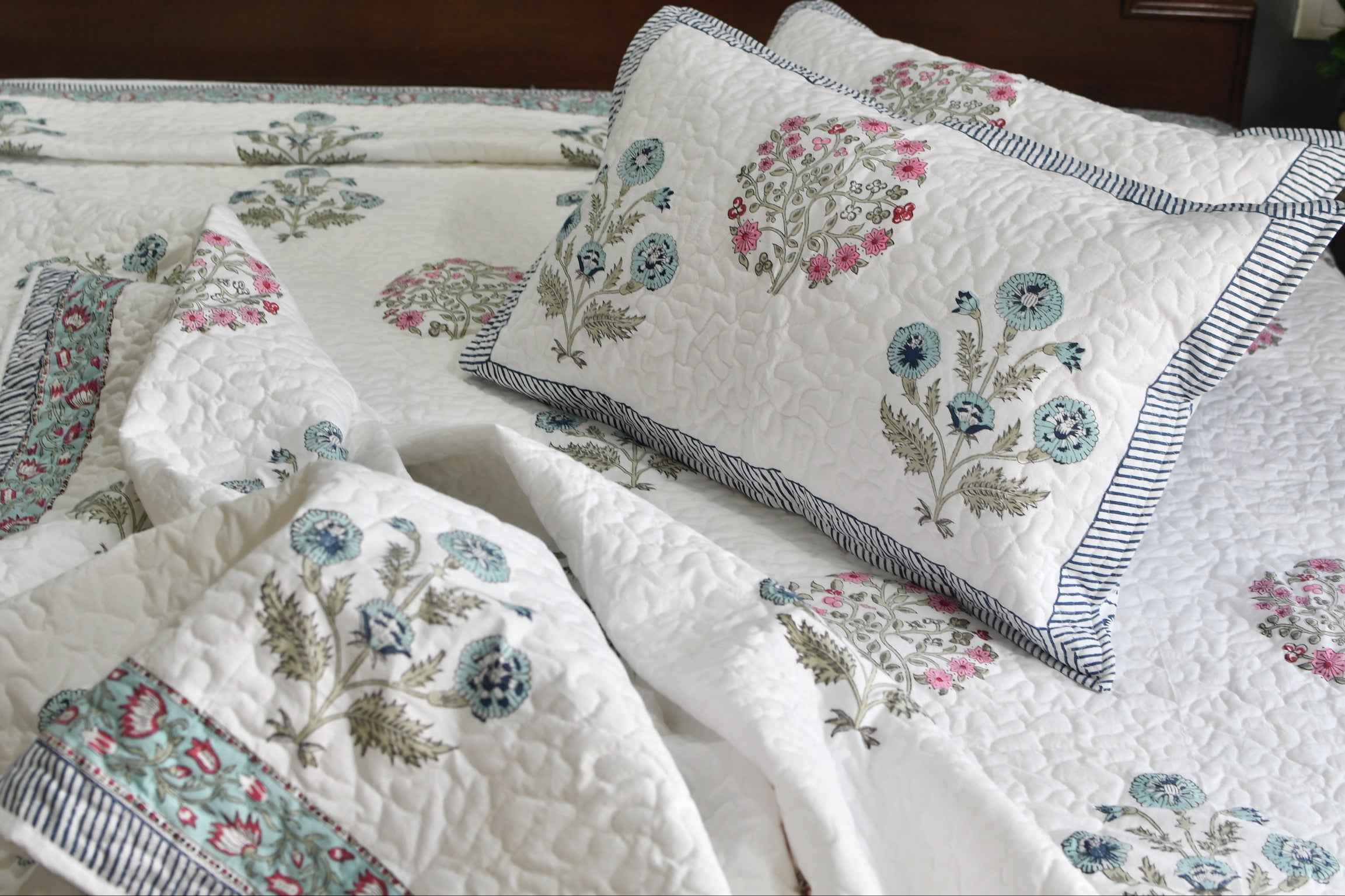 Utsav Quilted bedcover - Premium Luxury