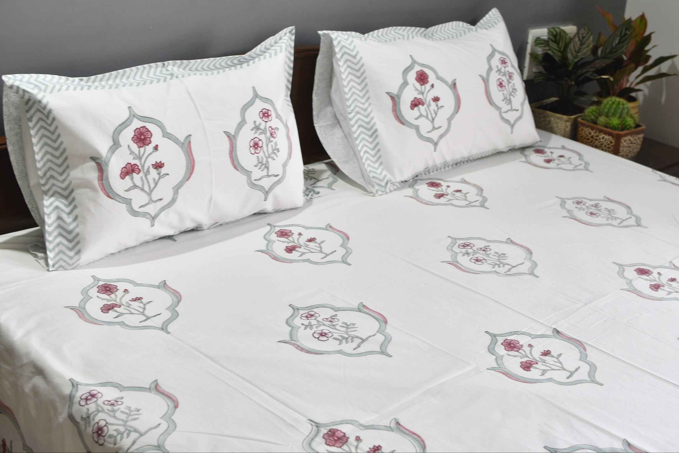 Moroccan Bliss Bedsheet: Handblock & Premium Cotton