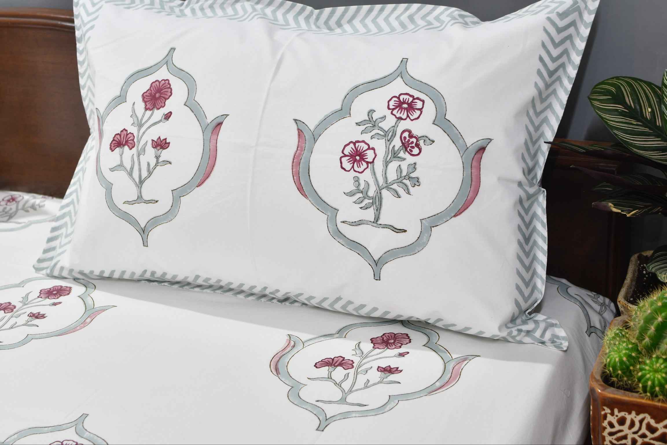 Moroccan Bliss Bedsheet: Handblock & Premium Cotton