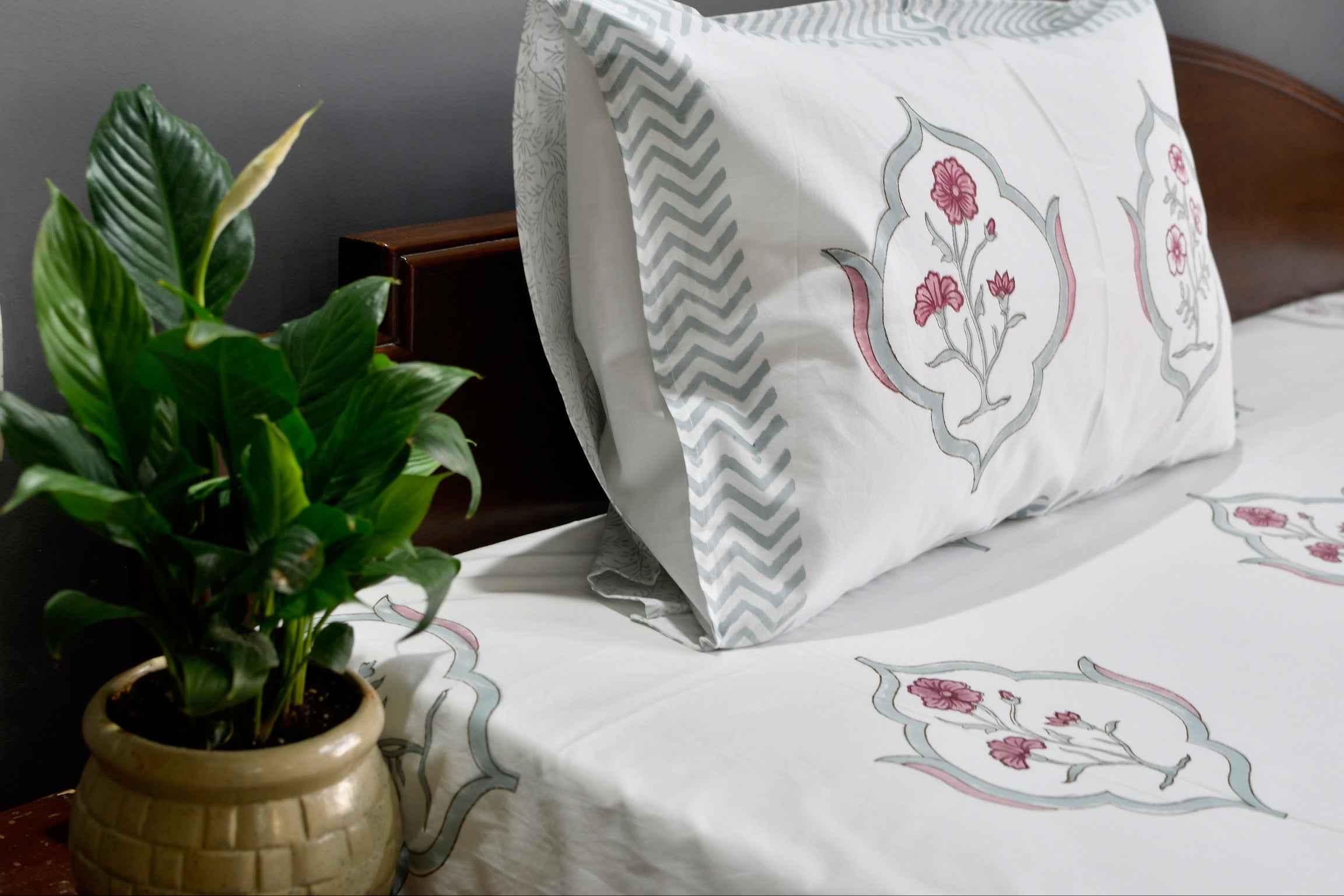 Moroccan Bliss Bedsheet: Handblock & Premium Cotton