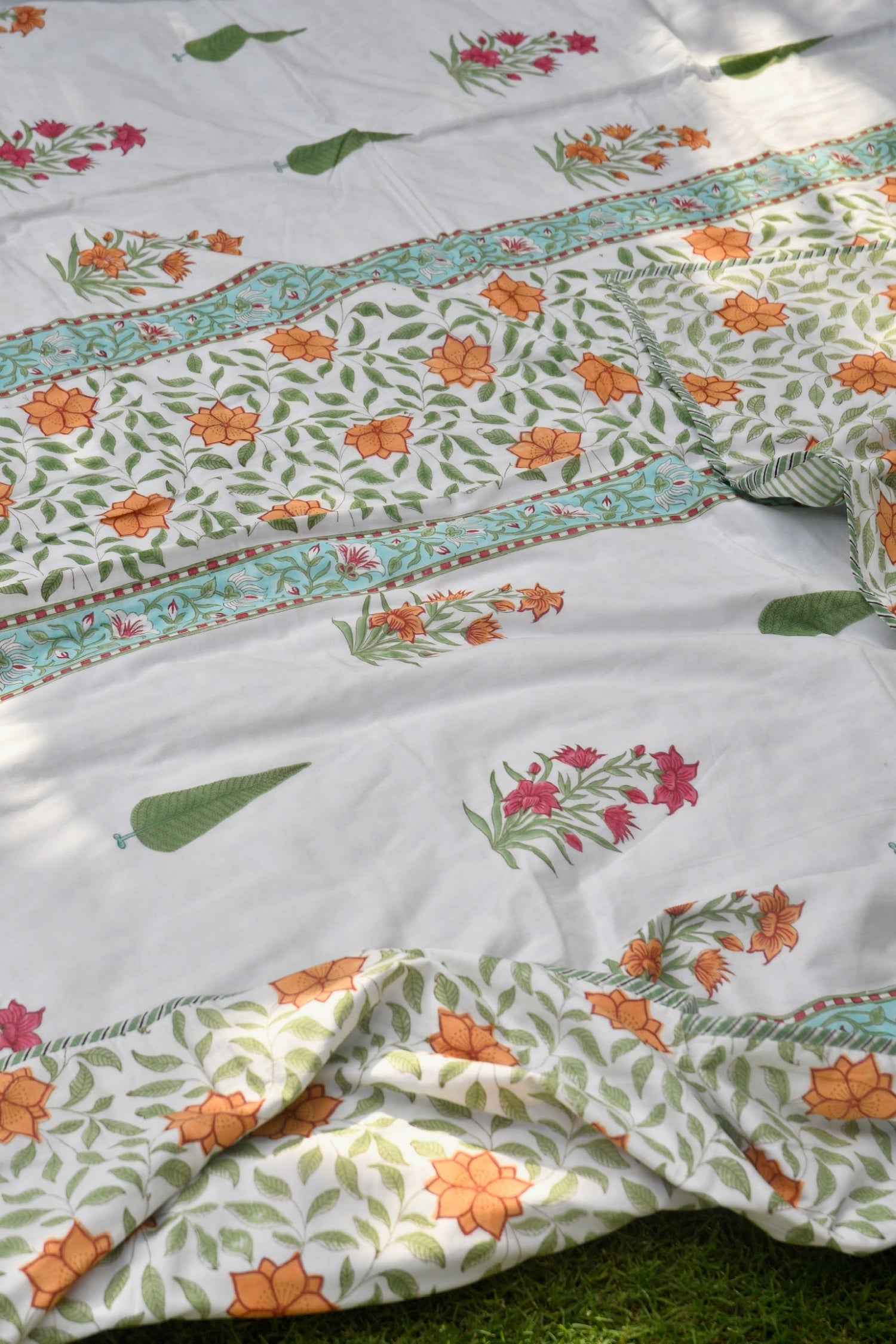 Floral Kesari Baag Premium Dohar Jaipur Luxury