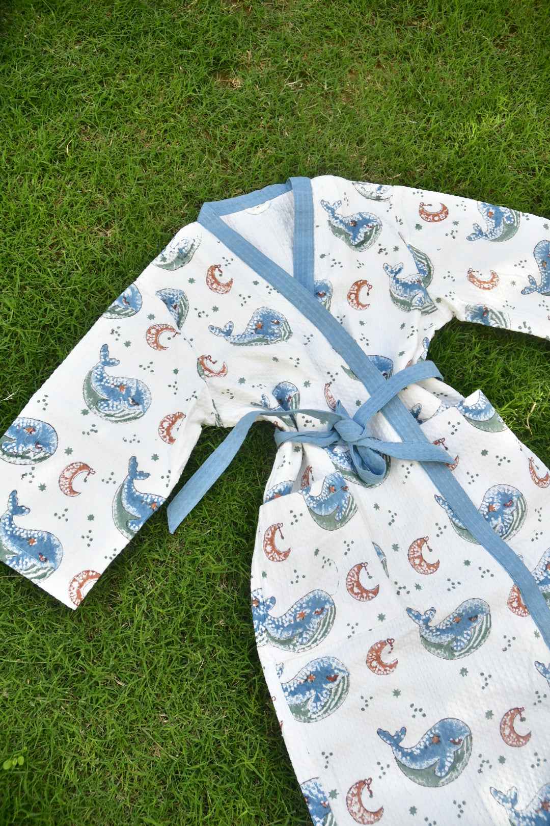 Kids HandBlock Premium Waffle Cotton Bathrobe Whale Pattern