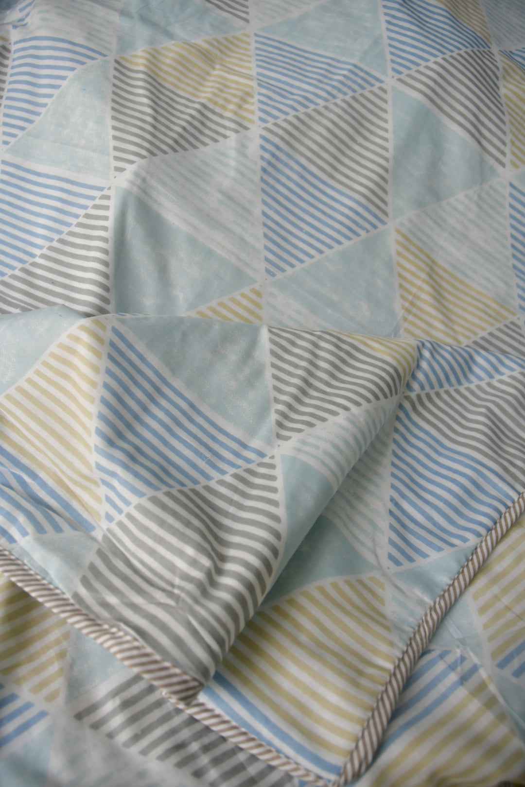 Geometrical and stripes Mul Mul Reversible Dohar