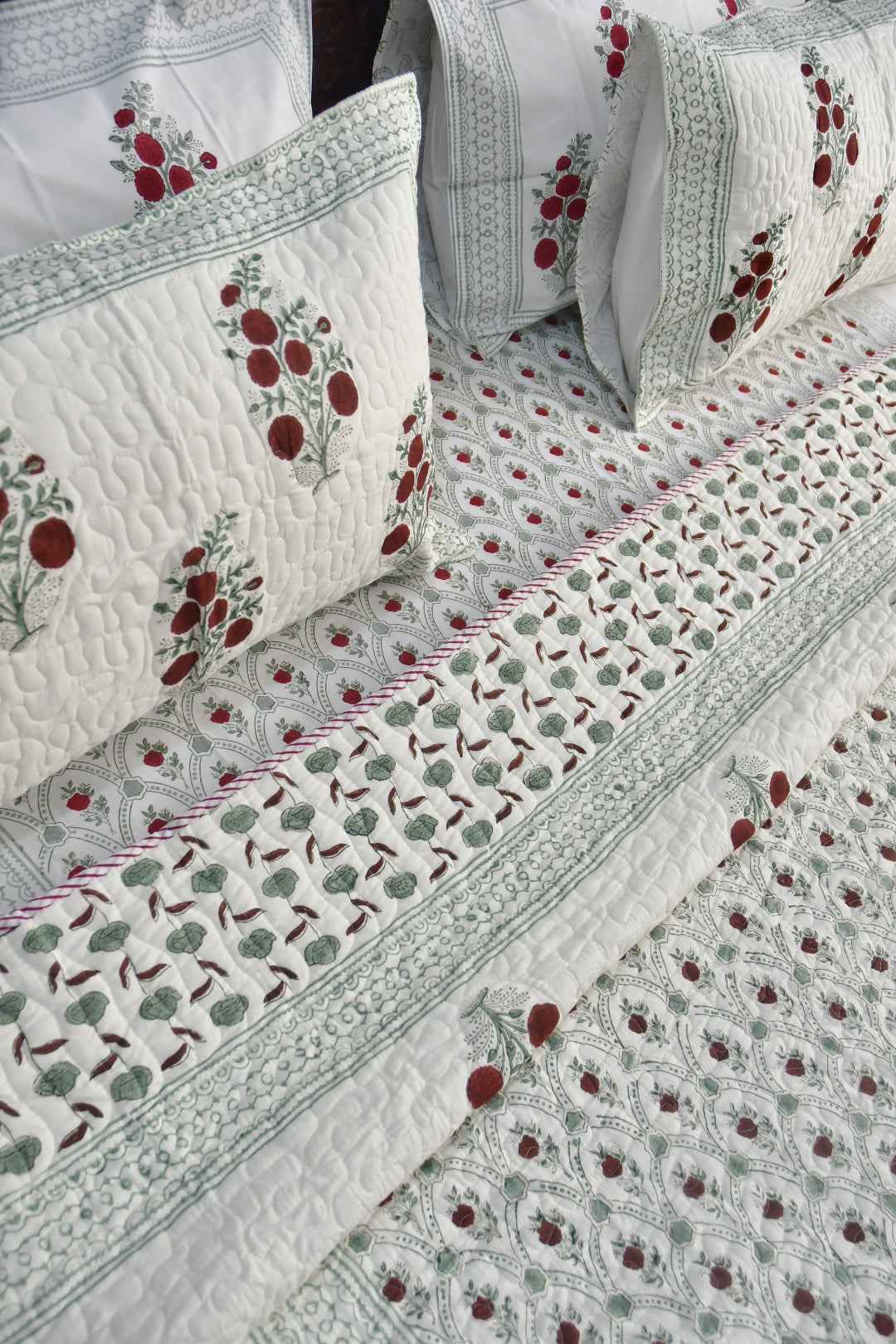 Red Flower Jaal Buta Bedding set : Hand Block Cotton