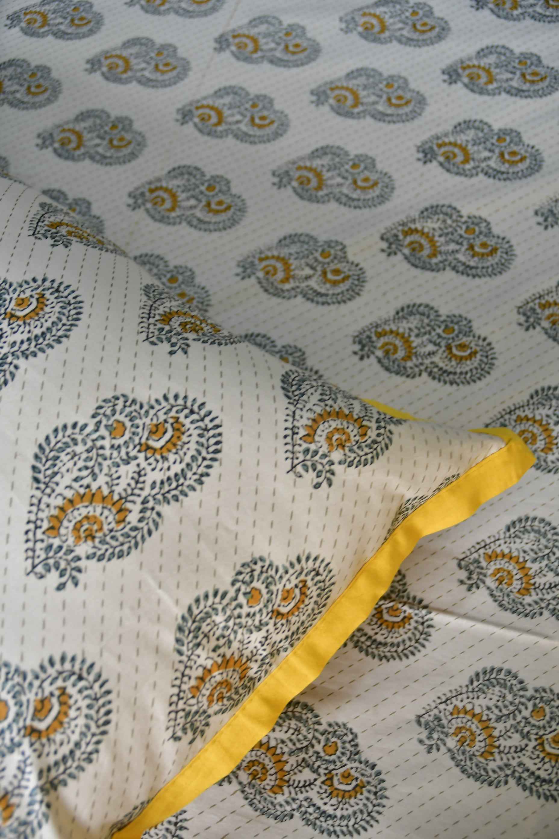 Exclusive Super King Cotton Bedsheet ( In 3 colours)