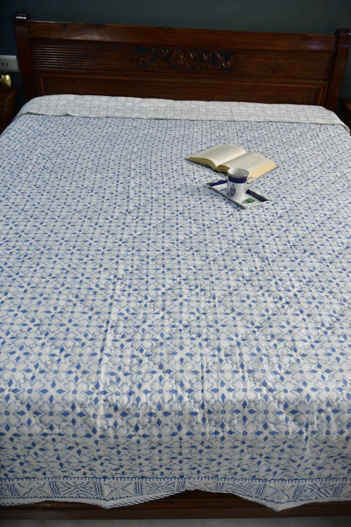 Blue Geometrical Floral Quilt