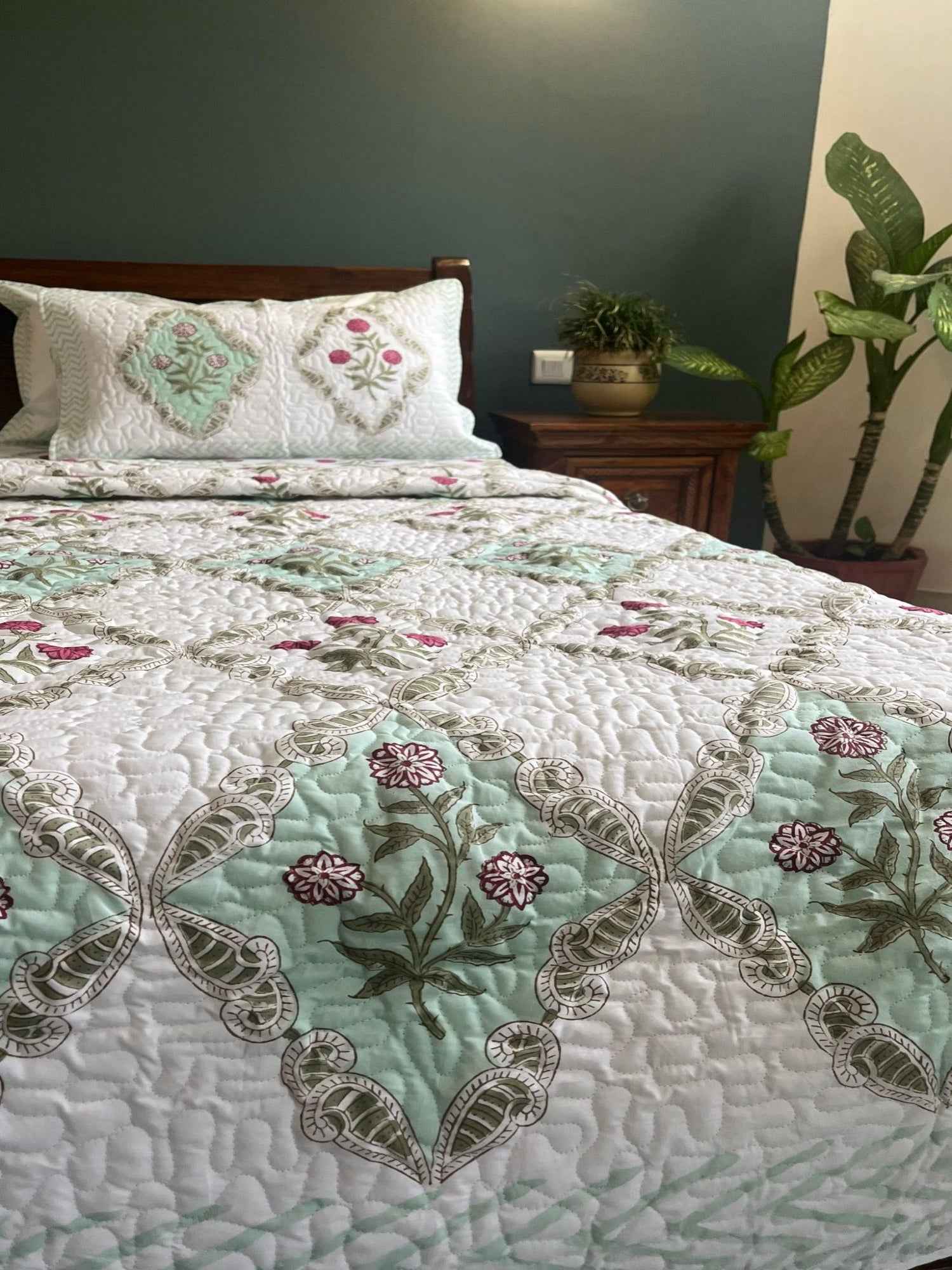 Sugandha Jaal Quilted Handblock Bedcover