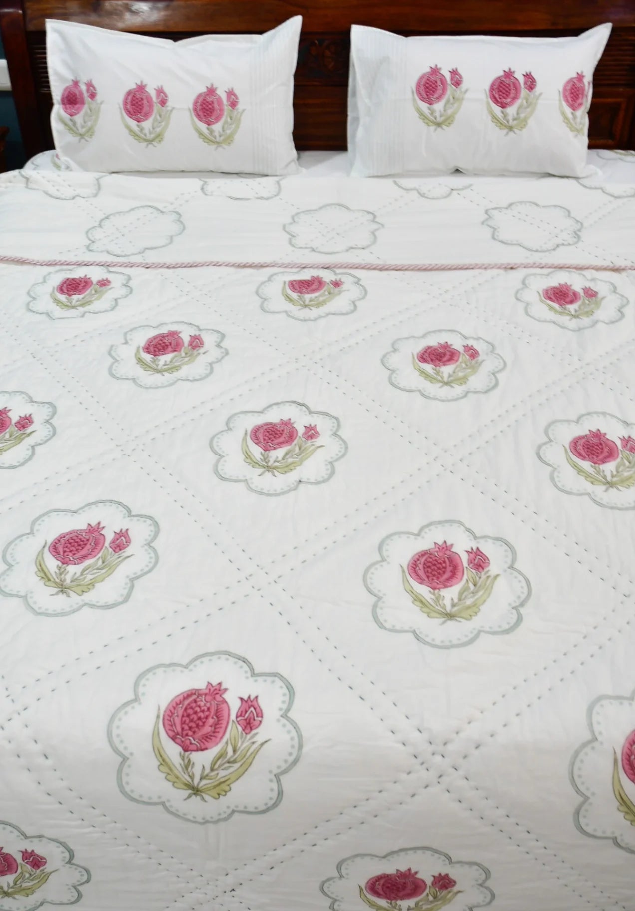 Pink and green bedding set