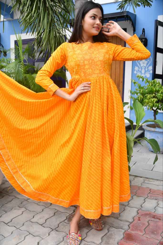 Yellow Lehariya Anarkali Kurta : Timeless Tradition