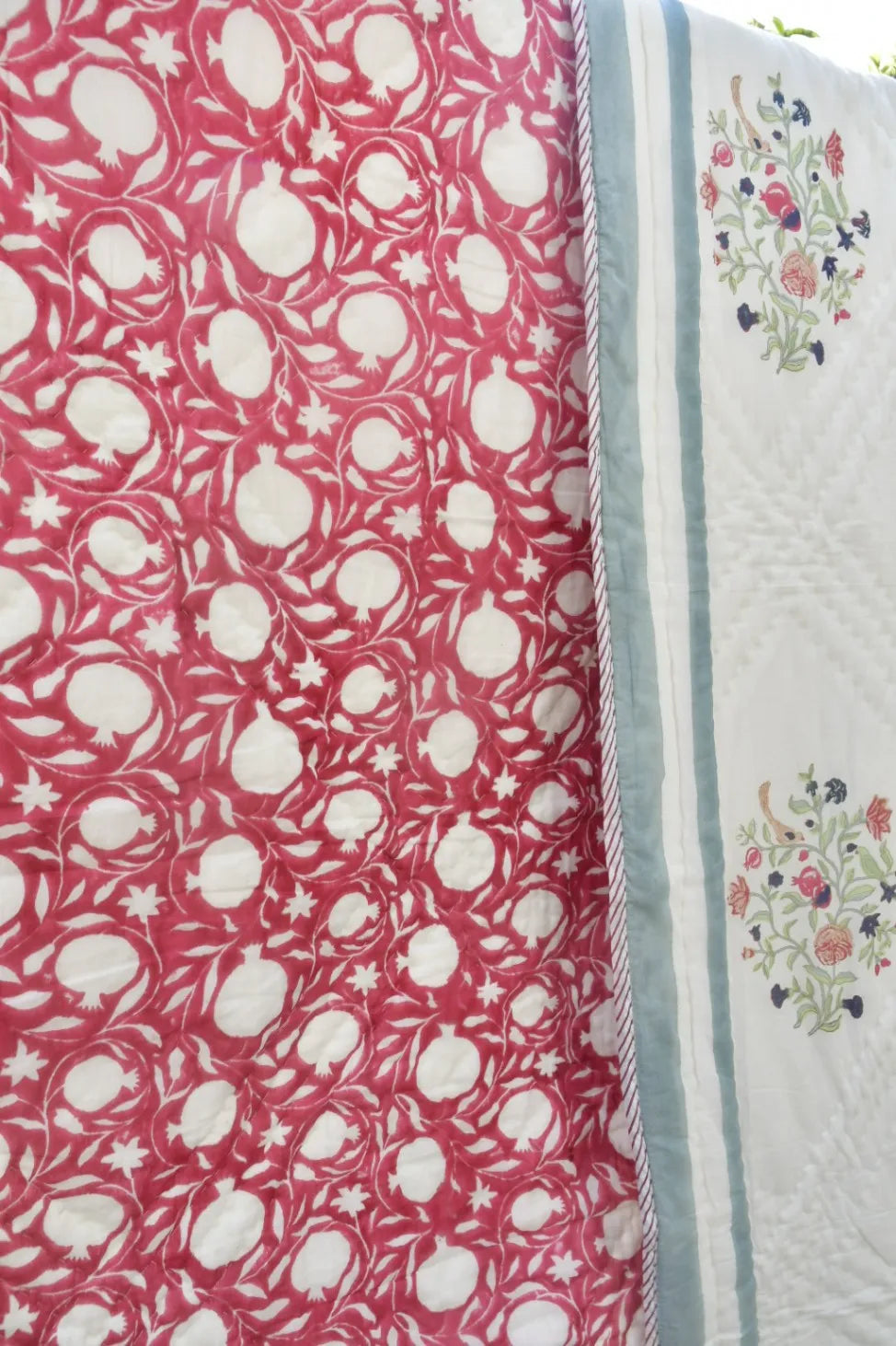 White and red jaipuri rajai 