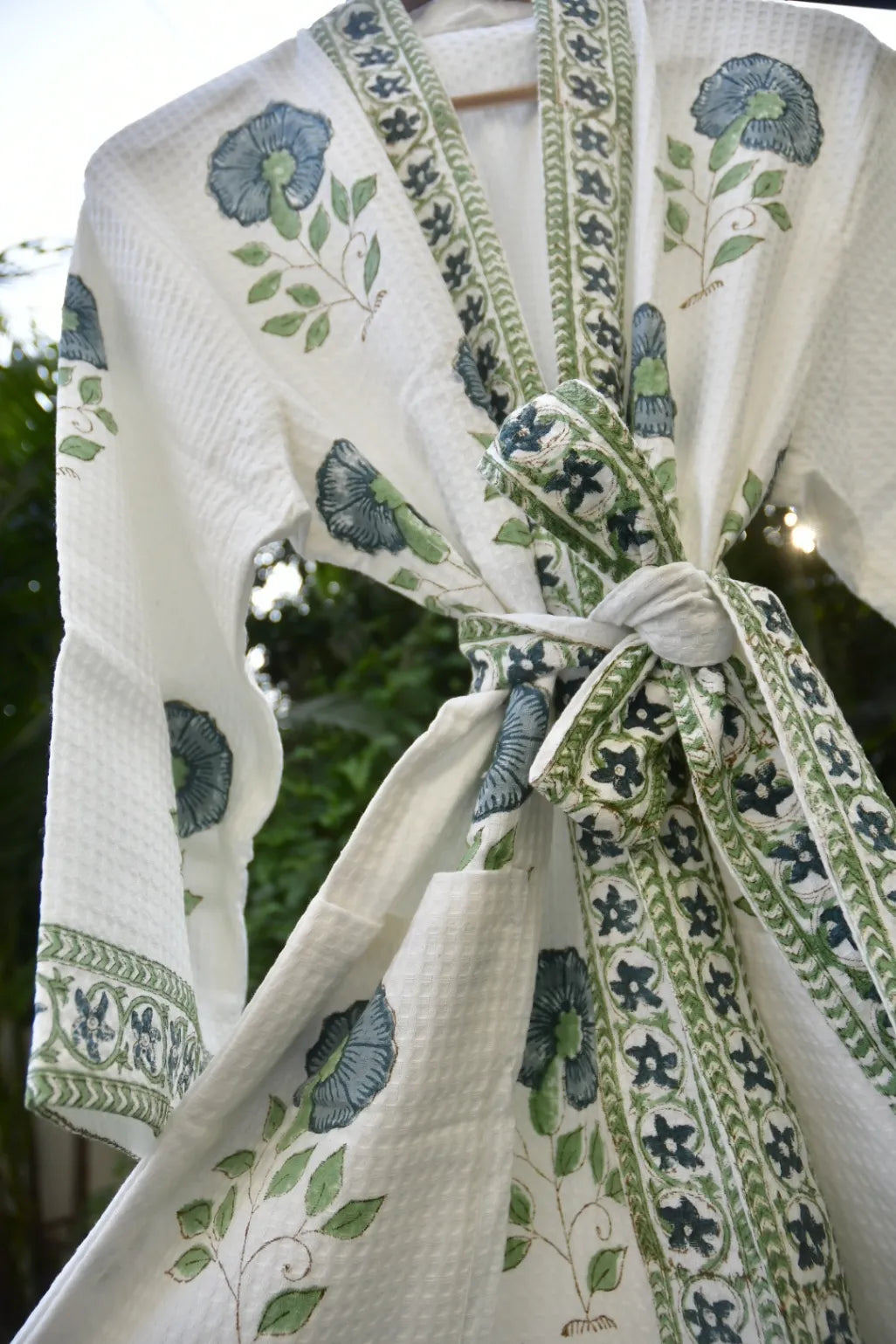 Block print bathrobe