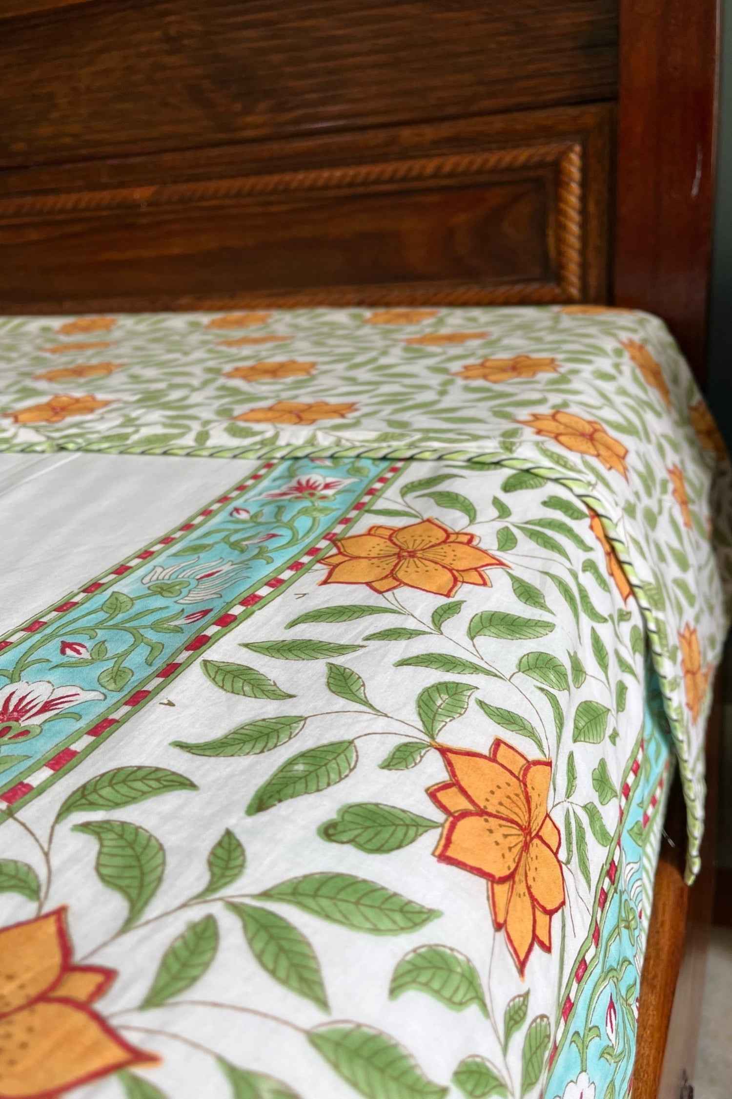 Floral Kesari Baag Premium Dohar Jaipur Luxury